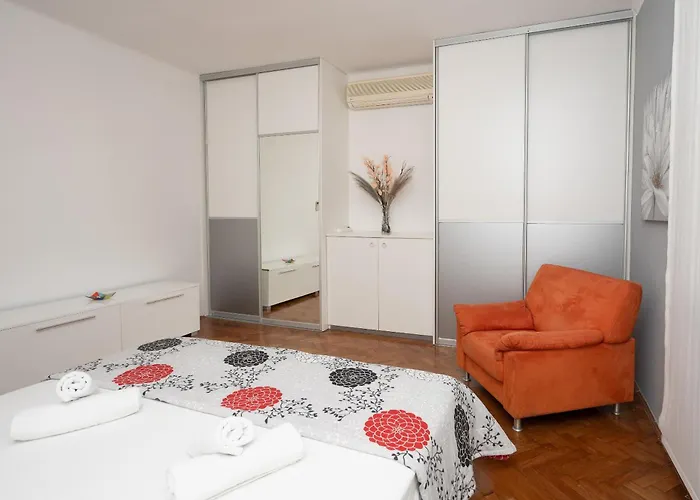 Apartment Nena *