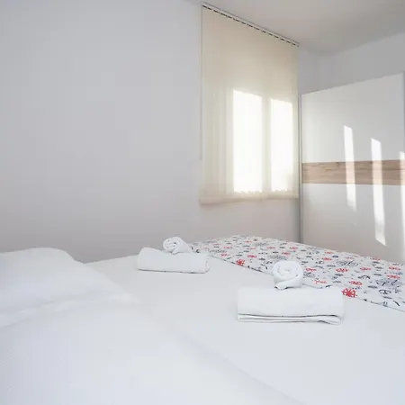 Nena Apartman